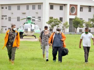 Maha minister Chhagan Bhujbal set Police Inquiry on Akshay Kumar's helicopter trip to Nashik  