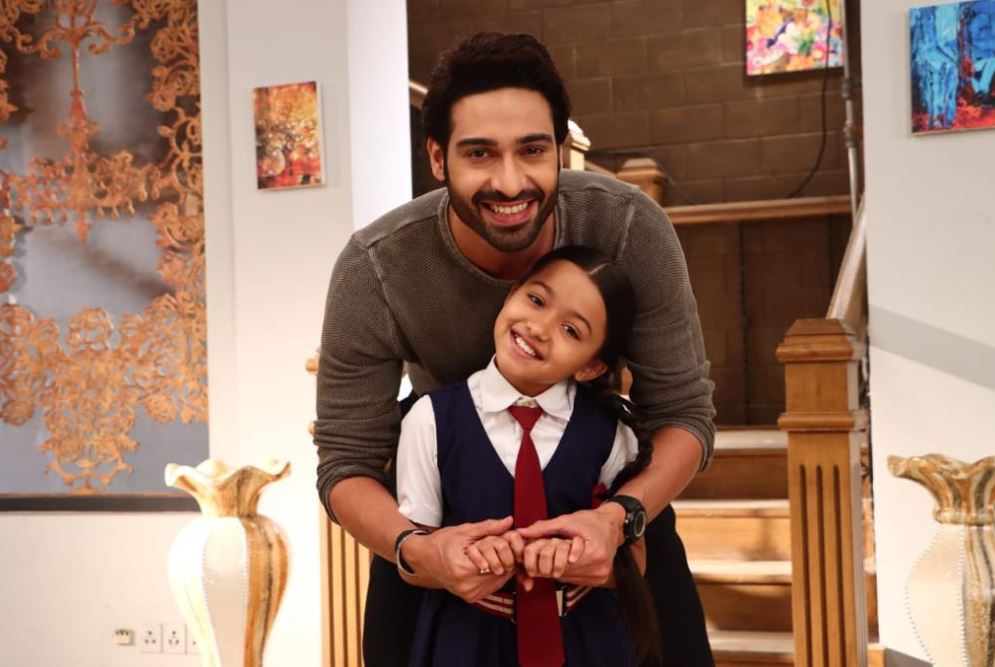 TV actor Vijayendra Kumeria gets candid about his co-star and child actor Mahi Soni  