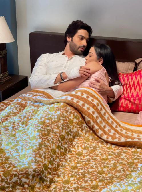 Darsh confesses his love to Nandini, asks her to forgive him | Aapki Nazron Ne Samjha written update  