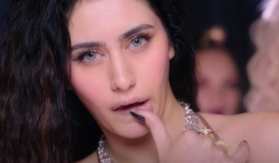 Warina Hussain looks stellar in new song Blast Baby from the Godfather movie