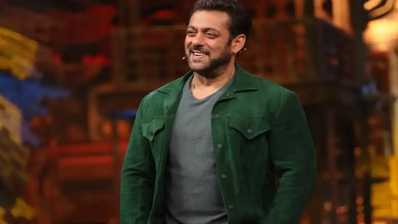 Bigg Boss 16 Finale: Salman Khan jokes about his relationship status