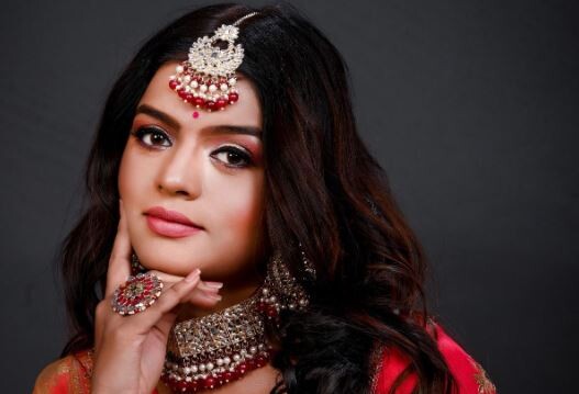 Mitaali Nag gets candid on celebrity wedding trends