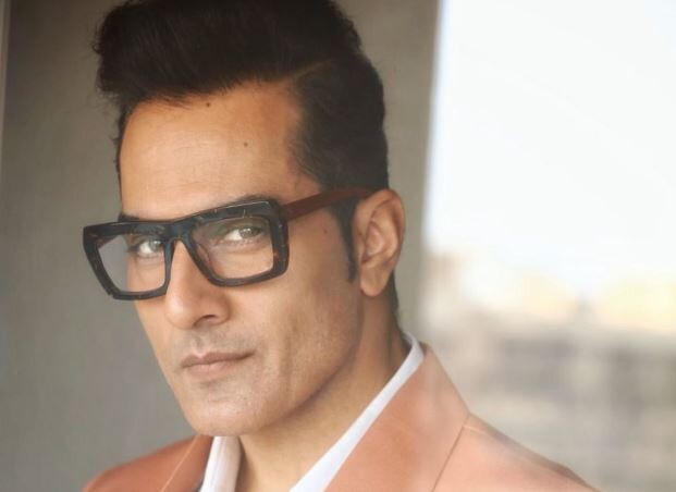 Actor Sudhanshu Pandey opens up about nepotism & outsiders!